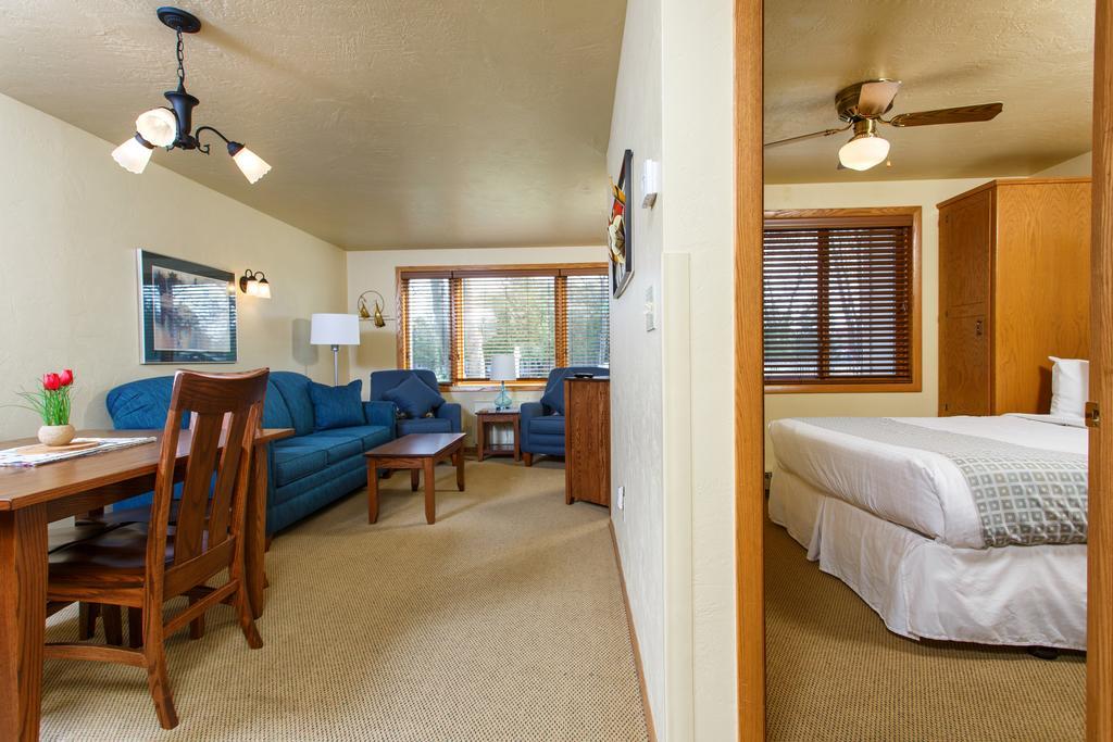 Waterbury Inn Ephraim Extérieur photo